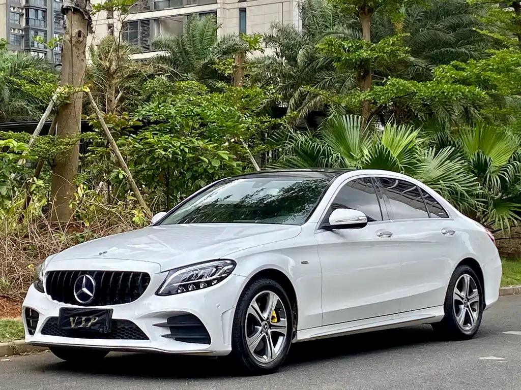Mercedes-Benz C-Class 2019 — фото 10