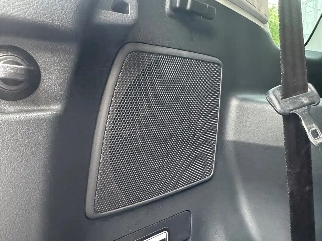 Toyota Prado 2017 — фото 23