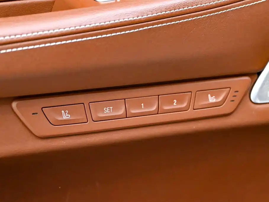 BMW 7 Series 2019 — фото 24