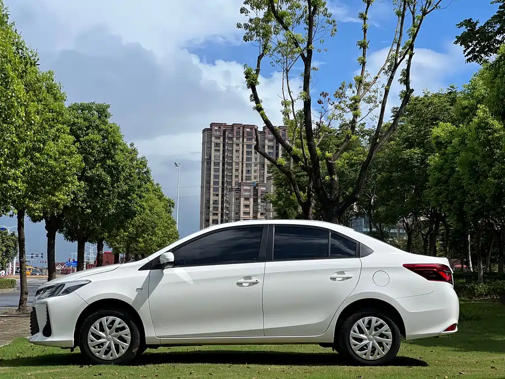 Toyota Vios 2020 — фото 20