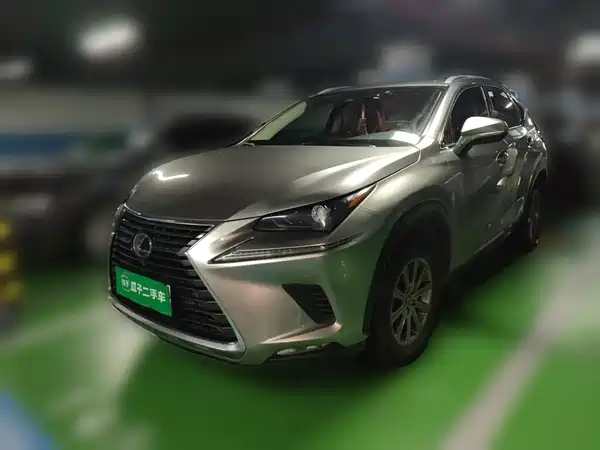 Lexus NX 2019