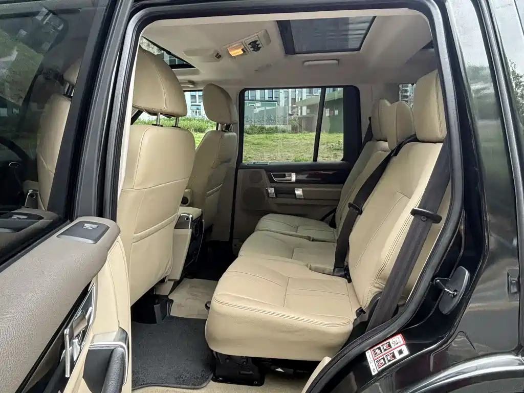 Land Rover Discovery 2013 — фото 13