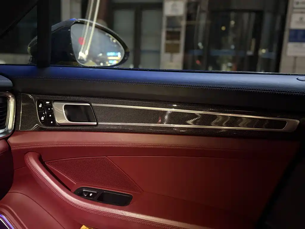 Porsche Panamera 2020 — фото 20