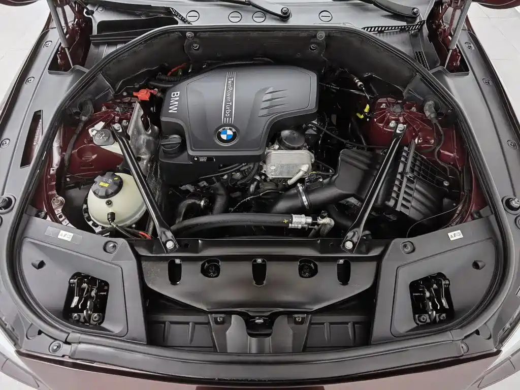 BMW 5 Series GT 2017 — фото 6
