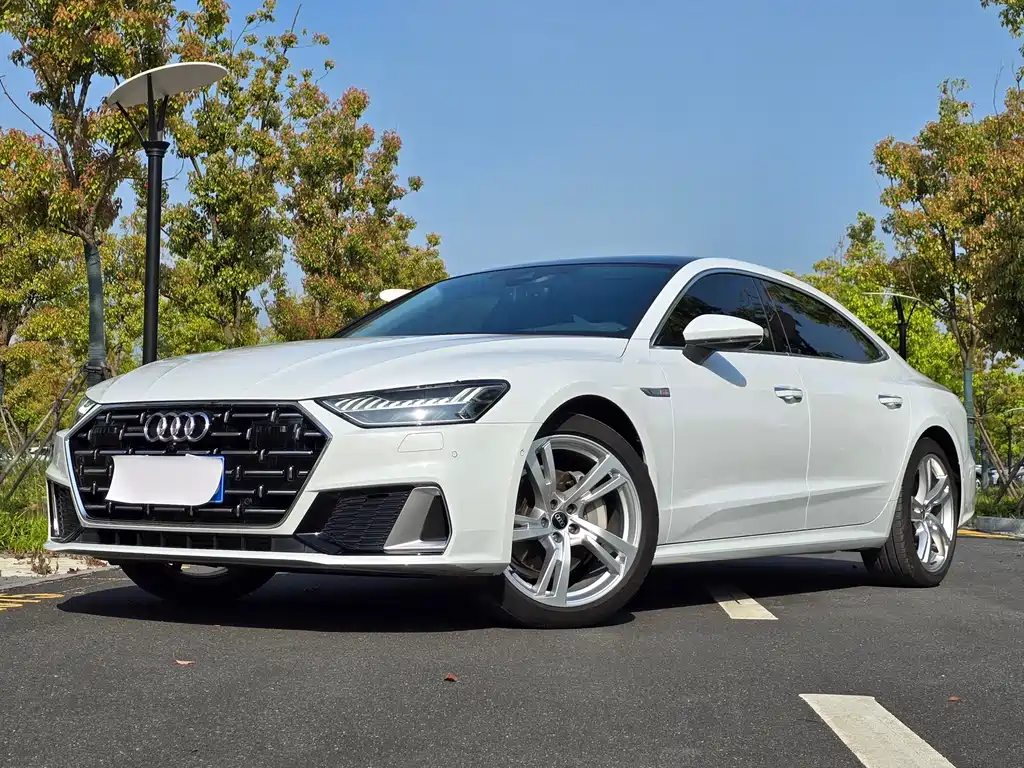 Audi A7L 2024 — фото 1