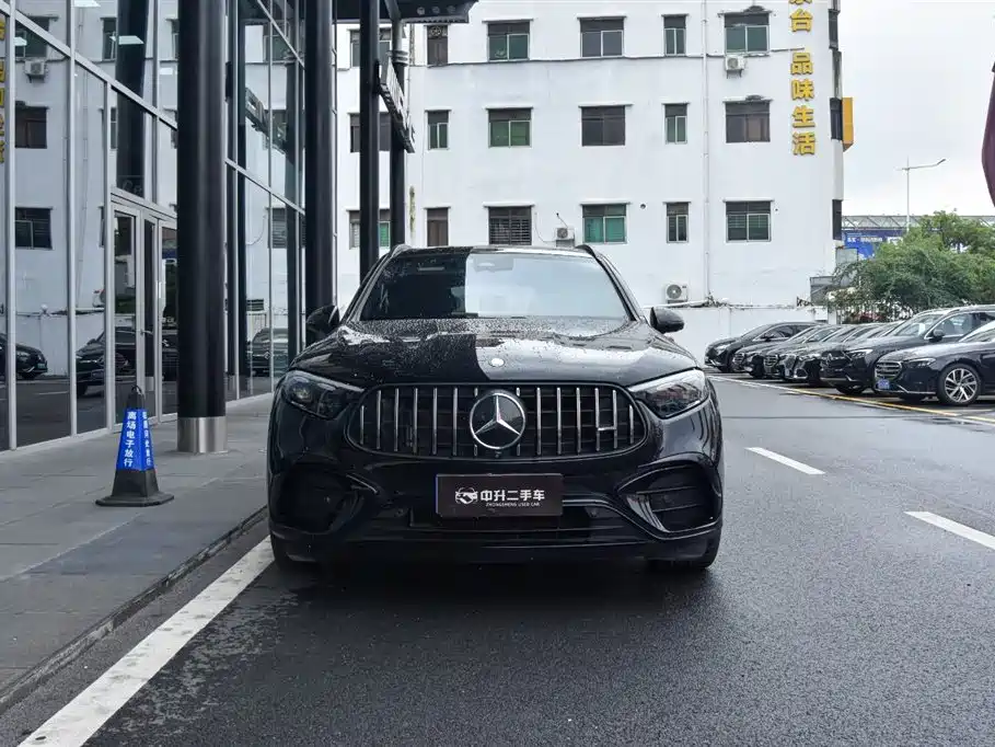 Mercedes-Benz GLC AMG 2025 — фото 2