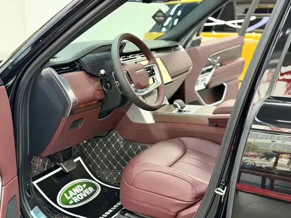 Land Rover Range Rover 2025