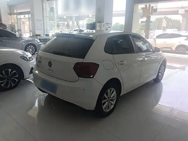 Volkswagen Polo 2021