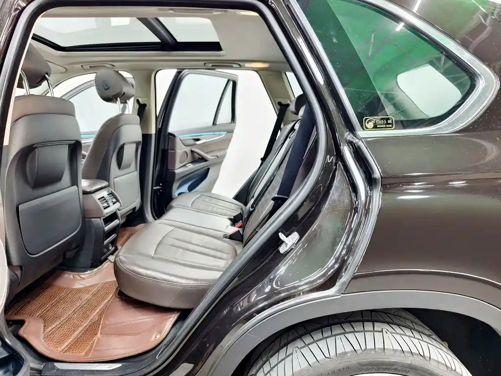 BMW X5 2015 — фото 13