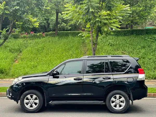 Toyota Prado 2012