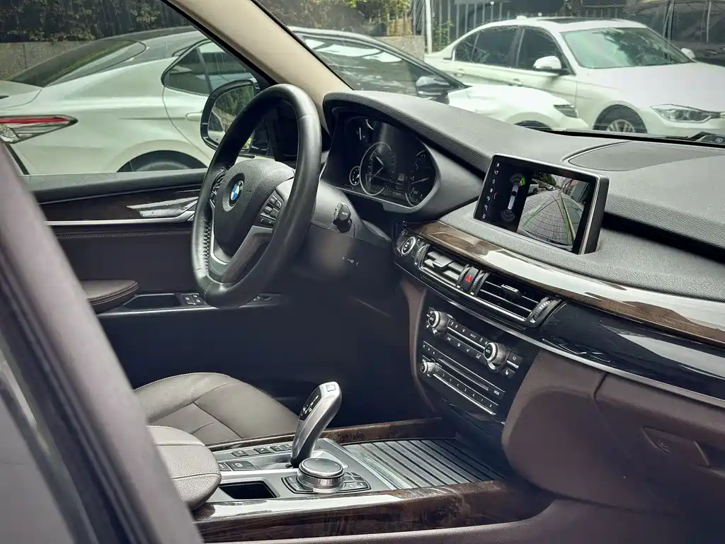 BMW X5 2018 — фото 14