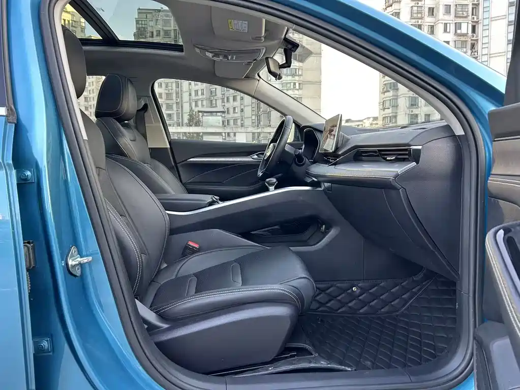 Geely Xingrui 2020 — фото 18