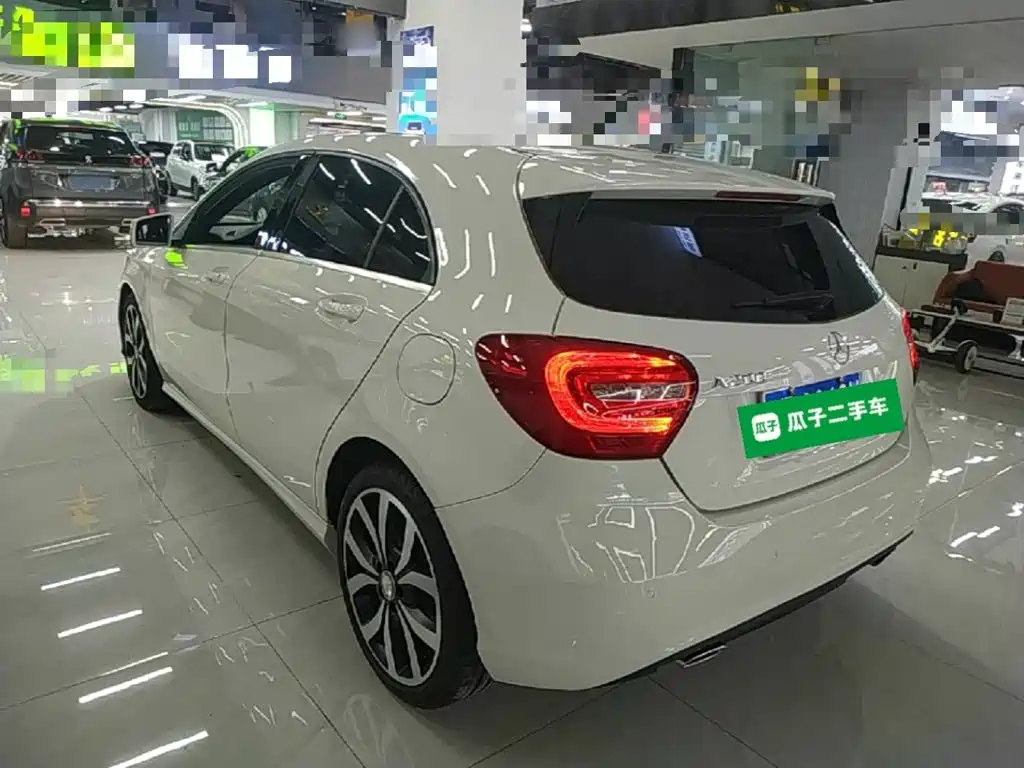 Mercedes-Benz A-Class 2015 — фото 5