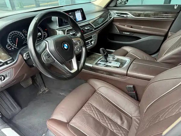 BMW 7 Series 2018