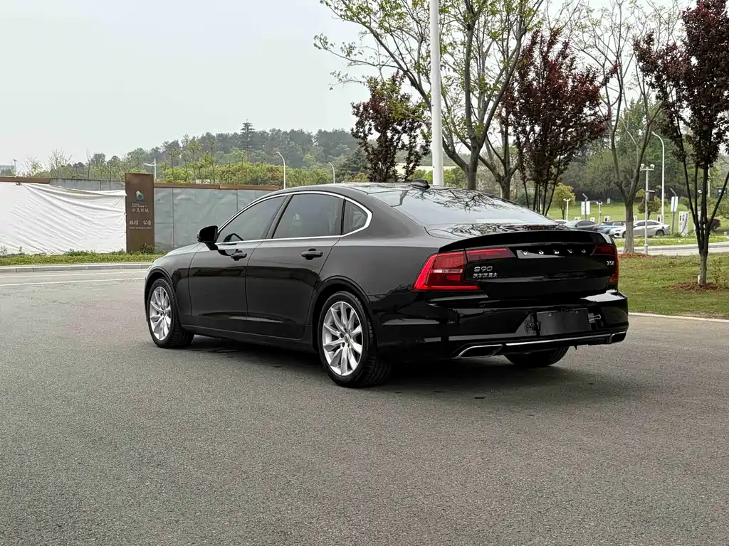 Volvo S90 2018 — фото 6
