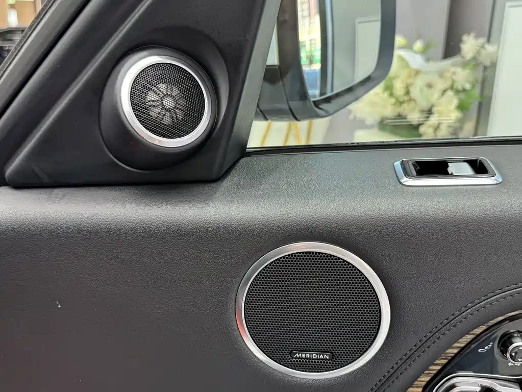 Land Rover Range Rover 2019 — фото 14