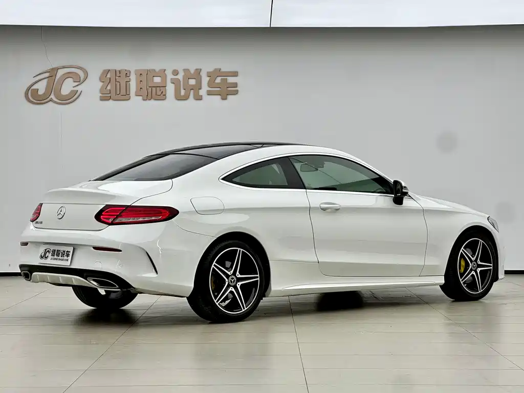 Mercedes-Benz C-Class 2017 — фото 16