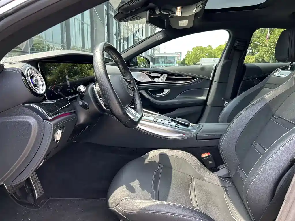Mercedes-Benz AMG GT 2024 — фото 10