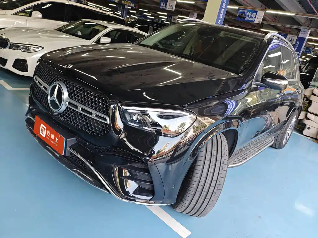 Mercedes-Benz GLE 2025 — фото 1