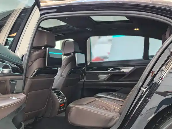 BMW 7 Series 2018