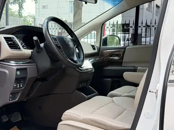 Honda Odyssey 2015