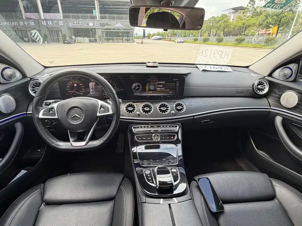 Mercedes-Benz E-Class 2017 — фото 8