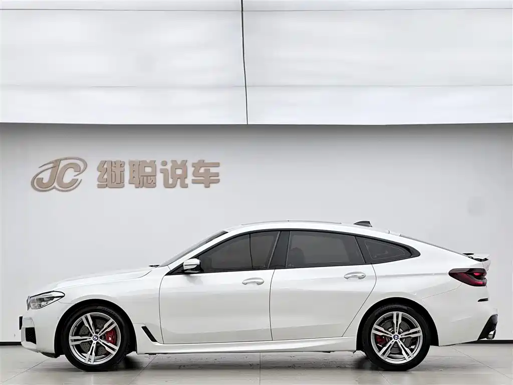 BMW 6 Series GT 2018 — фото 3