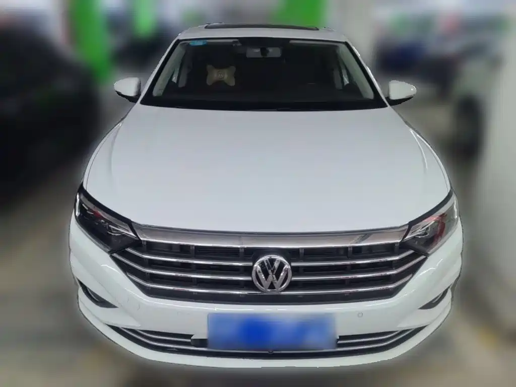 Volkswagen Sagitar 2022