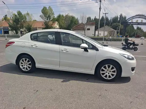 Peugeot 308 2015