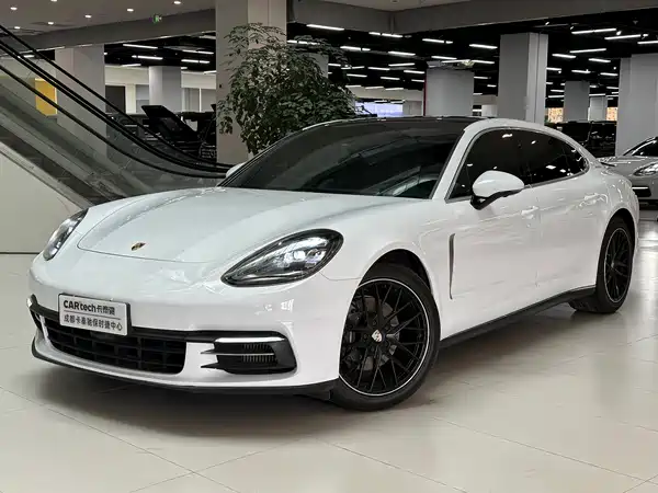 Porsche Panamera 2020