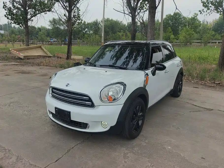 MINI Countryman 2015