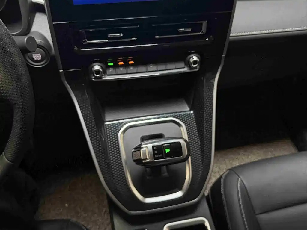 Haval M6 2023 — фото 14