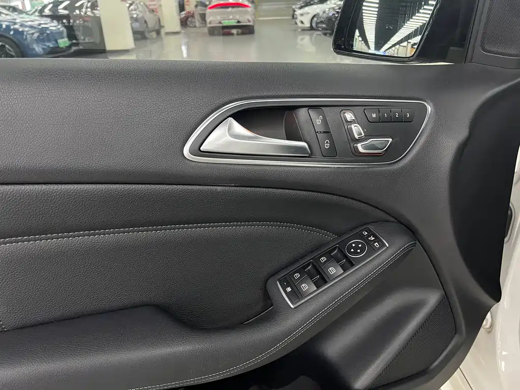 Mercedes-Benz B-Class 2018 — фото 14