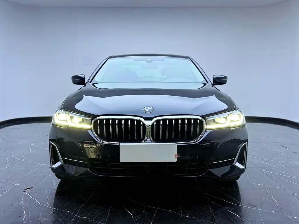 BMW 5 Series 2023