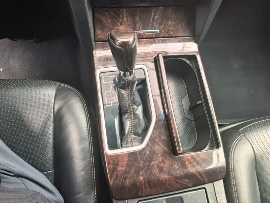 Toyota Camry 2017 — фото 14