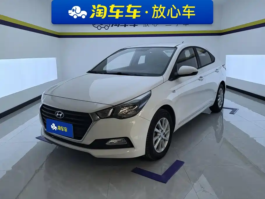 Hyundai Verna 2016