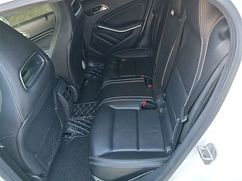 Mercedes-Benz GLA 2018 — фото 17