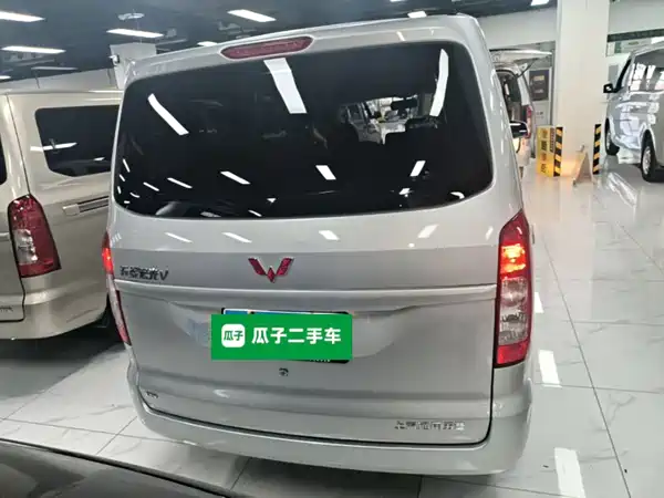Wuling Hongguang V 2024