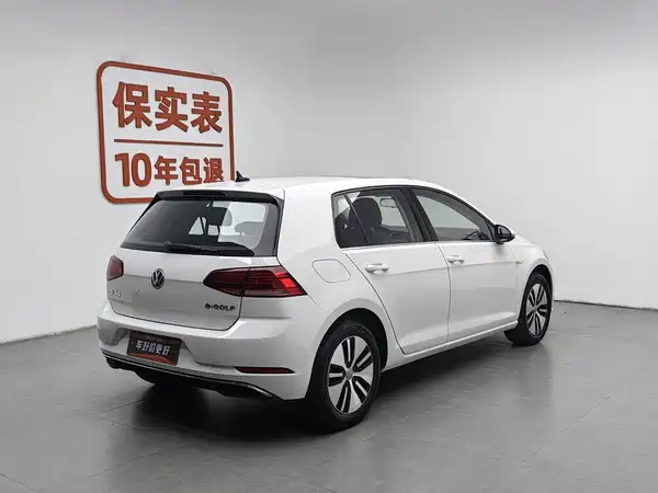 Volkswagen Golf Pure Electric 2020