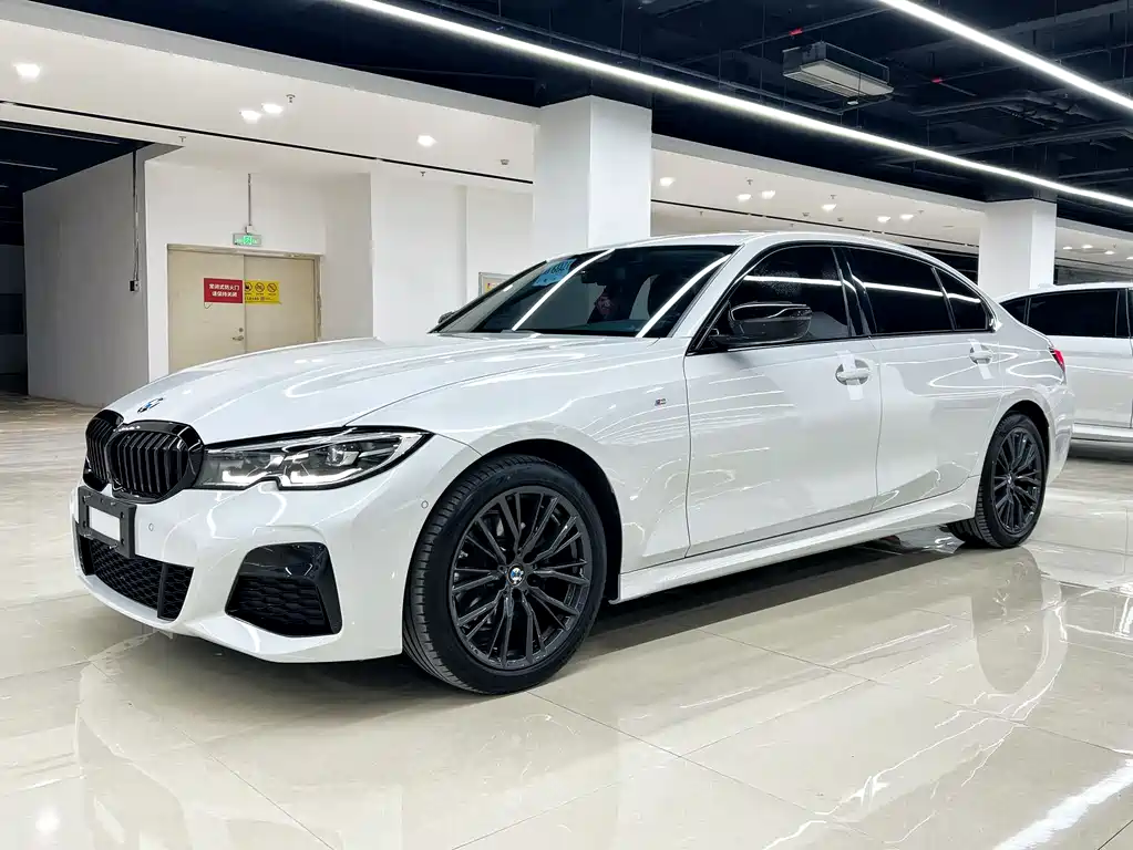 BMW 3 Series 2022