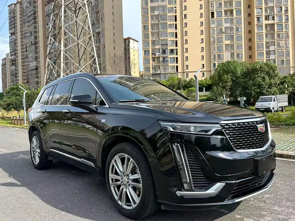 Cadillac XT6 2022 — фото 3