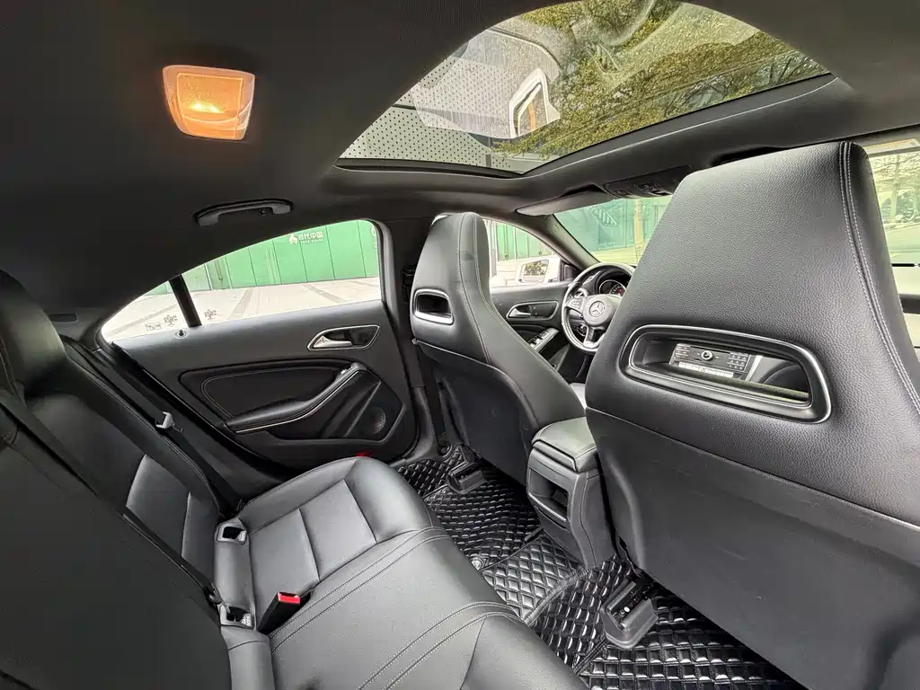 Mercedes-Benz CLA 2017 — фото 12