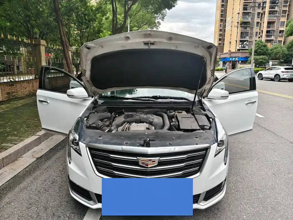Cadillac XTS 2018 — фото 17
