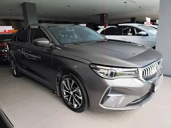 Geely Emgrand 2025
