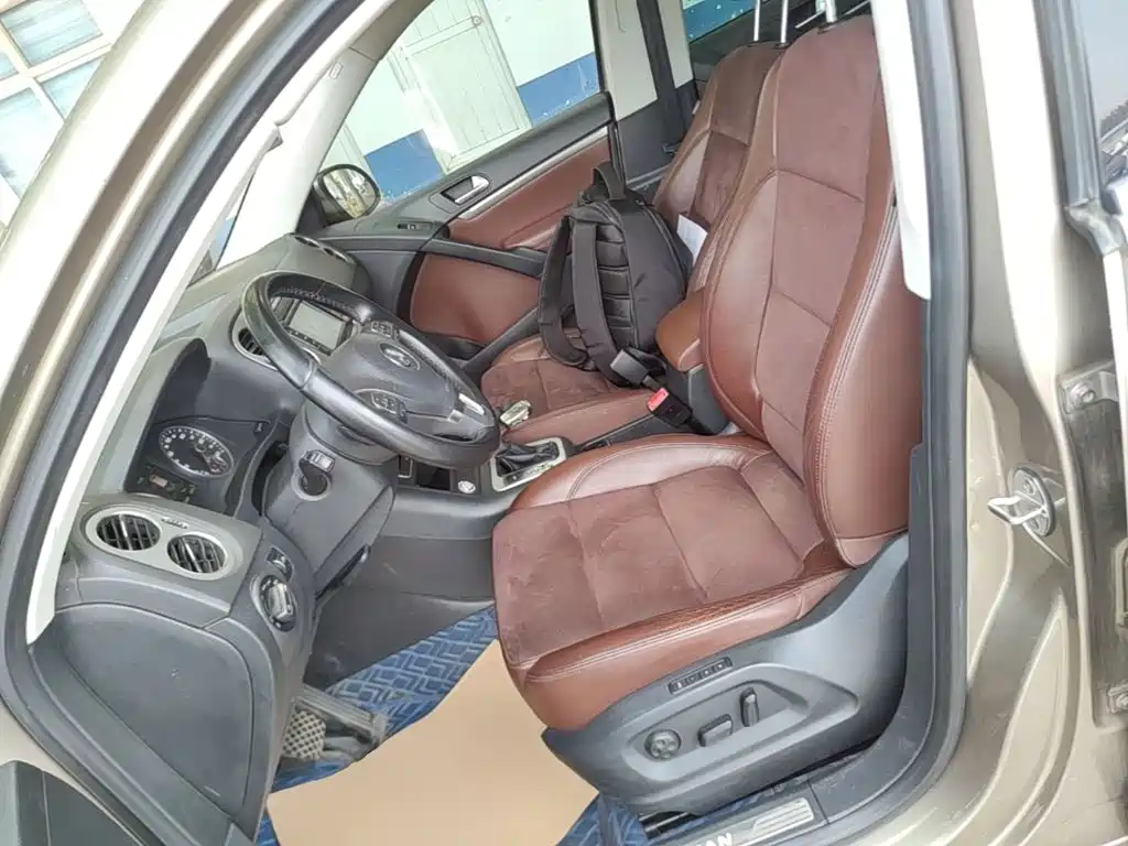 Volkswagen Tiguan 2015 — фото 11