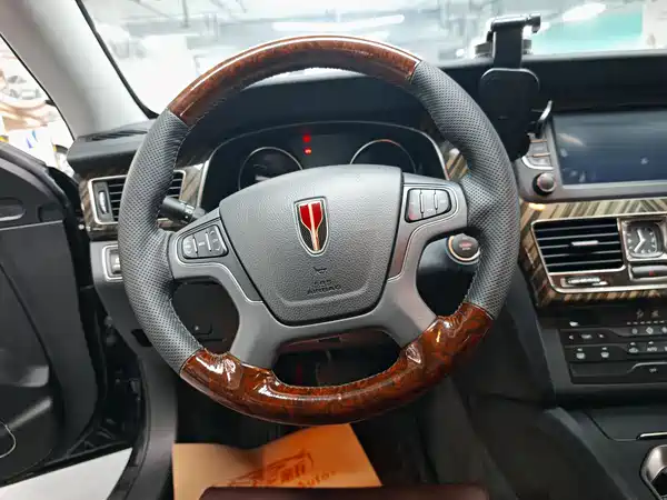 Hongqi H7 2024