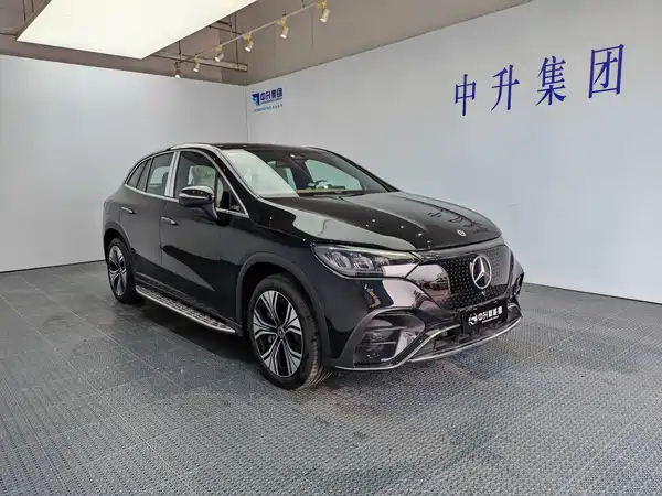 Mercedes-Benz EQE SUV 2025