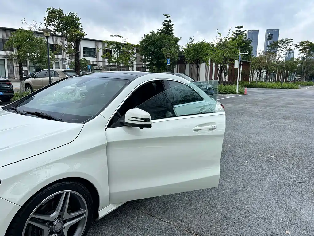Mercedes-Benz CLA 2016 — фото 31