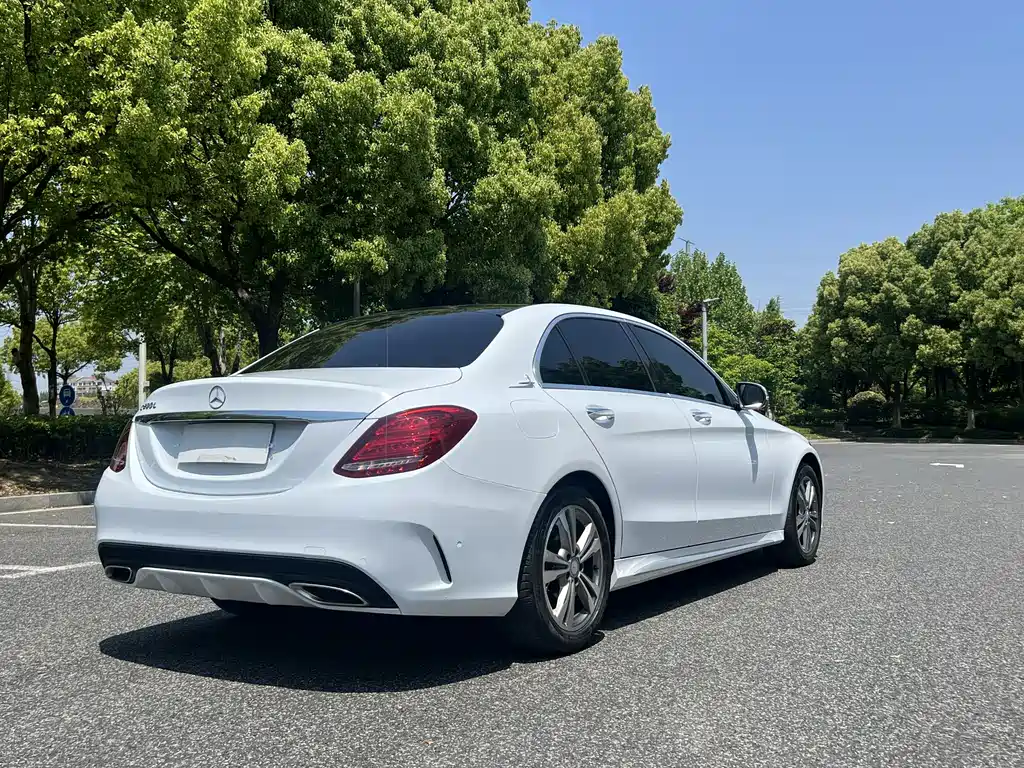 Mercedes-Benz C-Class 2017 — фото 14