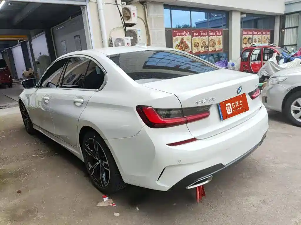BMW 3 Series 2022